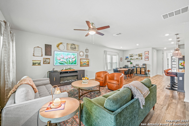 25826 Marigold Oaks Property Photo 22