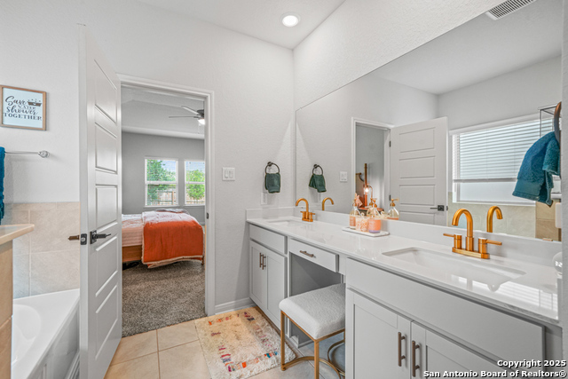 25826 Marigold Oaks Property Photo 27