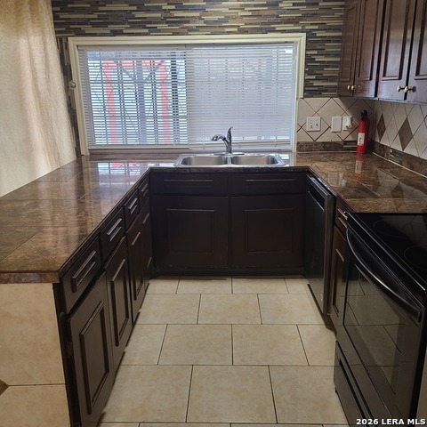 6602 Spring Manor Property Photo 7
