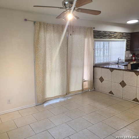 6602 Spring Manor Property Photo 8