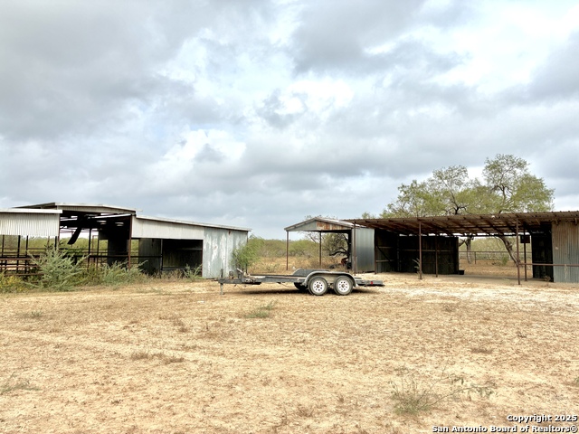 2713 Fm 716 Property Photo 6