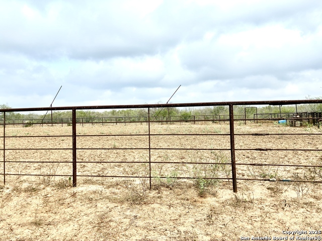 2713 Fm 716 Property Photo 10