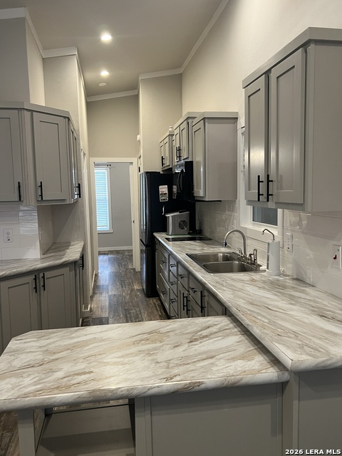 275 Siesta Property Photo 7