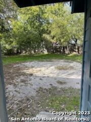 519 Walton Property Photo 9