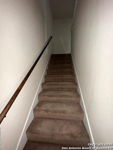 4931 Flipper Dr Property Photo 7