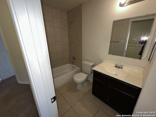 4931 Flipper Dr Property Photo 13