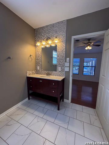 325 Hickman Property Photo 14