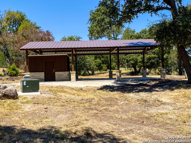 140 Cattlemans Crossing Property Photo 19