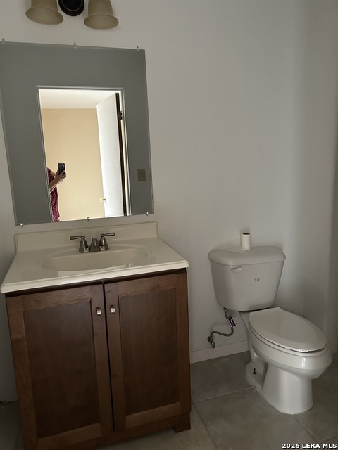 501 E Bowie Property Photo 5