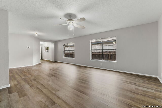 9327 Claret Property Photo 5