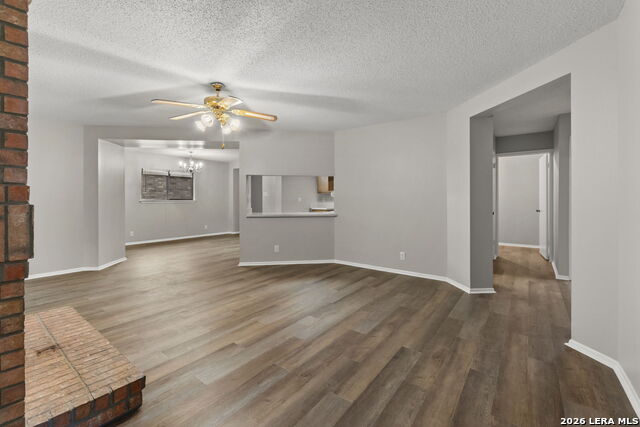 9327 Claret Property Photo 10