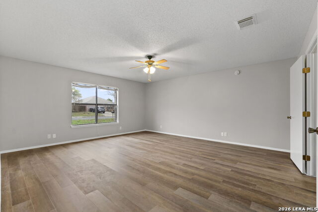 9327 Claret Property Photo 16