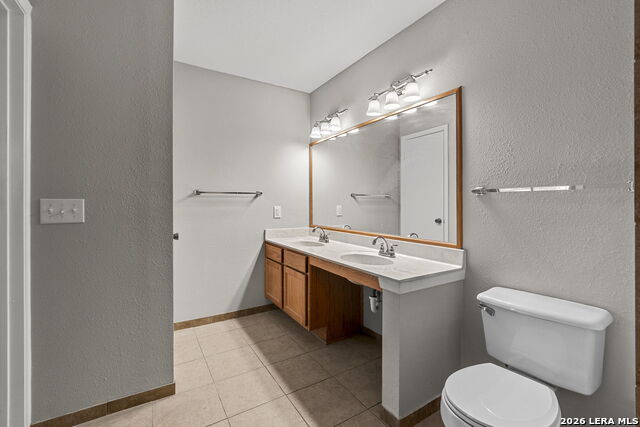 9327 Claret Property Photo 20