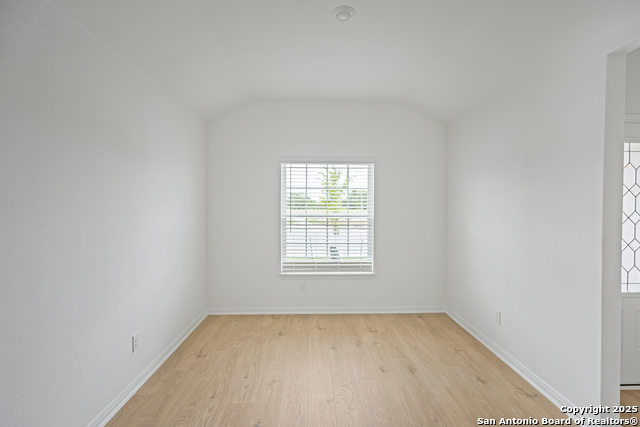 11707 Luckey Villa Property Photo 3