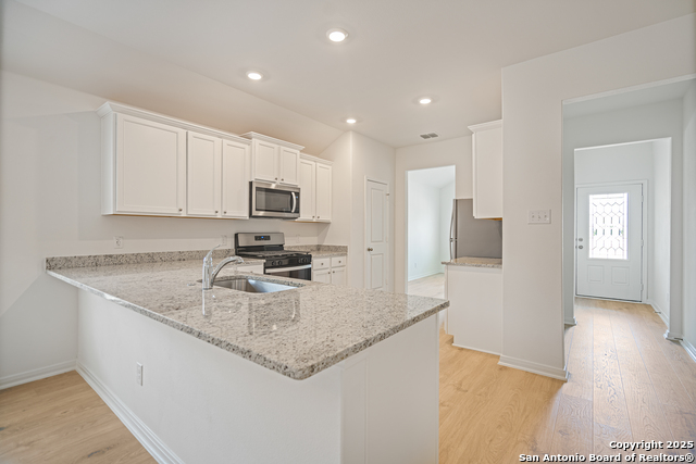 11707 Luckey Villa Property Photo 9