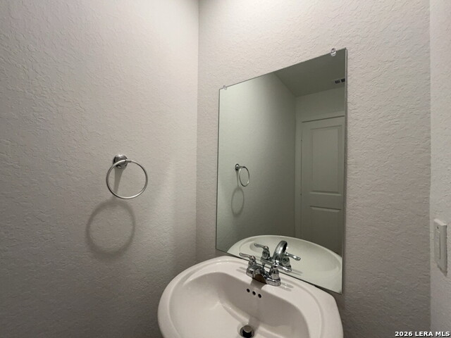 7611 Aston Cross Property Photo 27