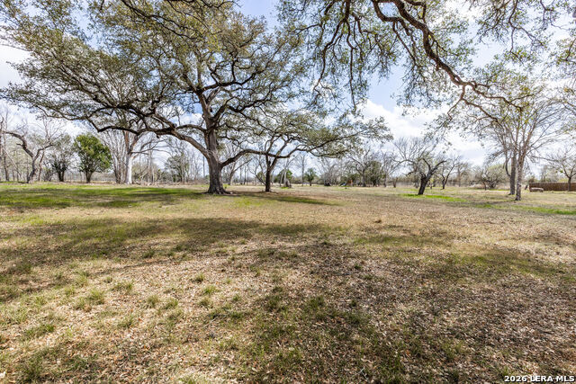 2071 E Us Highway 90 Property Photo 4