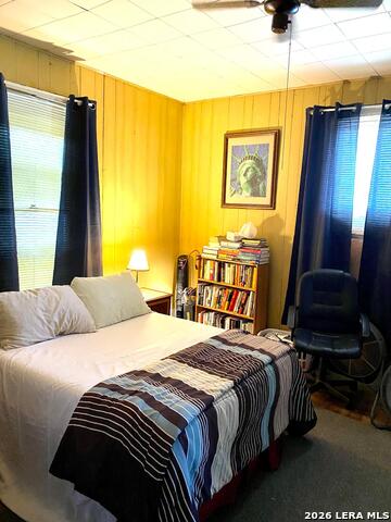 1005 E 13th Property Photo 5