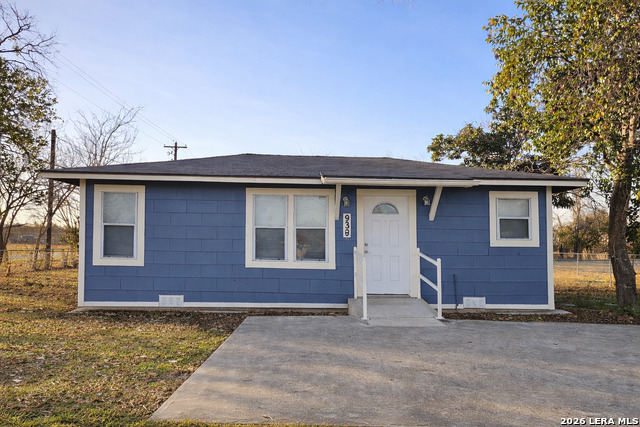913 Houston Property Photo 1