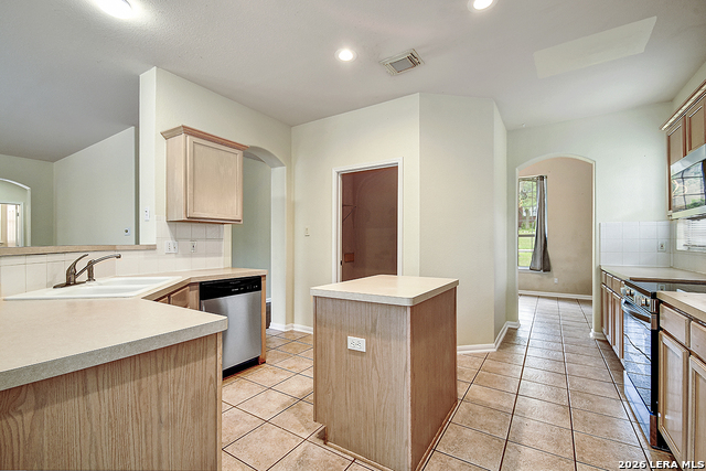 25210 Battle Lk Property Photo 14