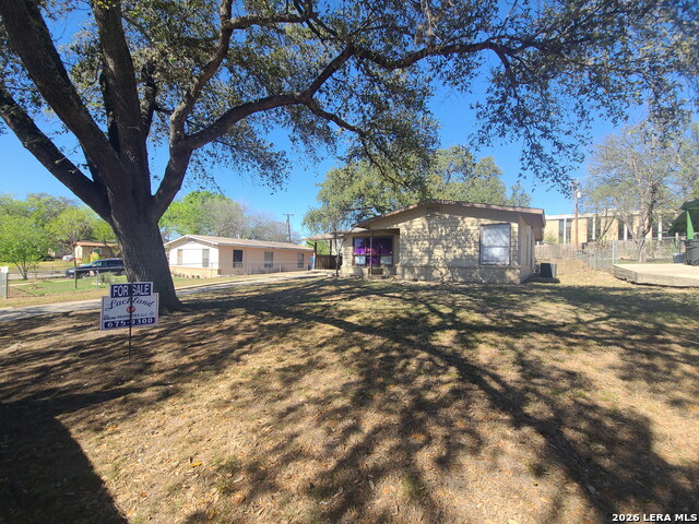 5611 Horizon Property Photo 1