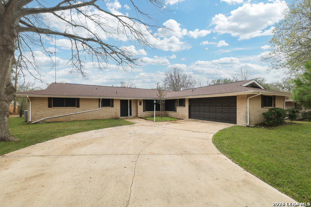 630 Rocklyn Property Photo 2