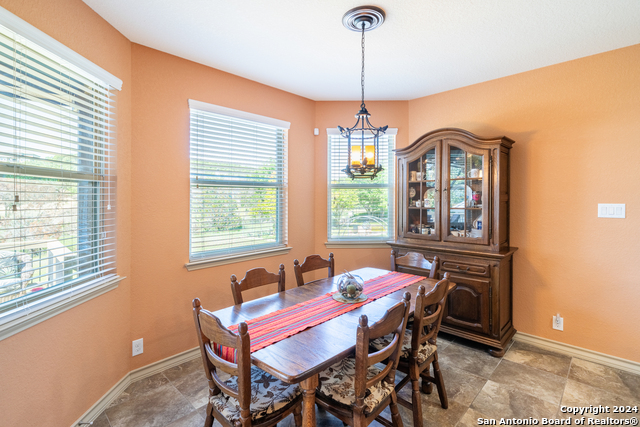 25719 Green River Drive Property Photo 21