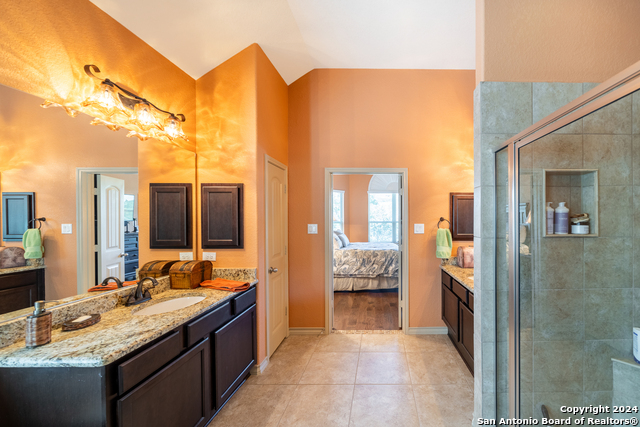 25719 Green River Drive Property Photo 32
