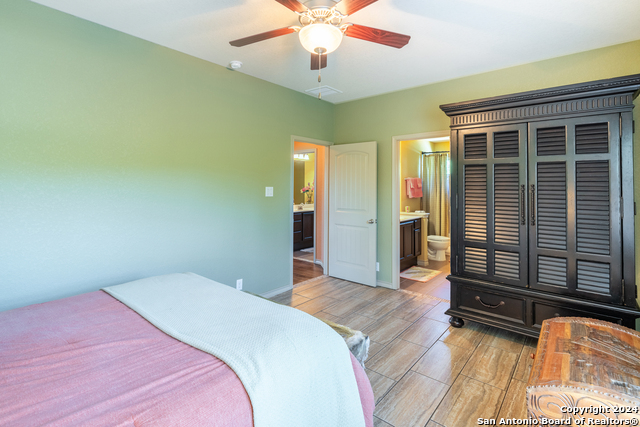 25719 Green River Drive Property Photo 36
