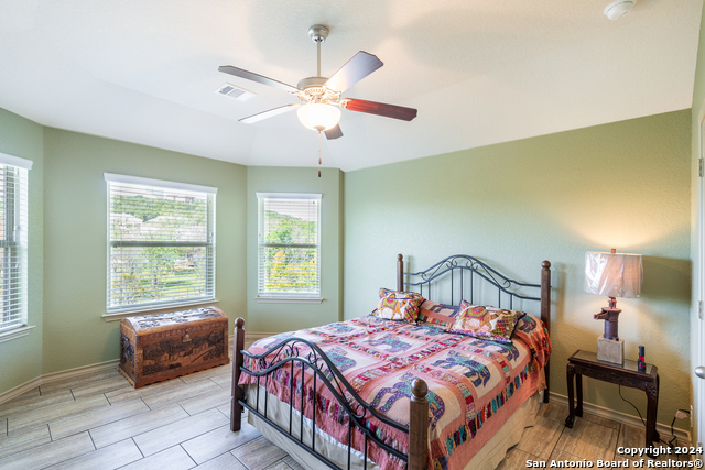 25719 Green River Drive Property Photo 39