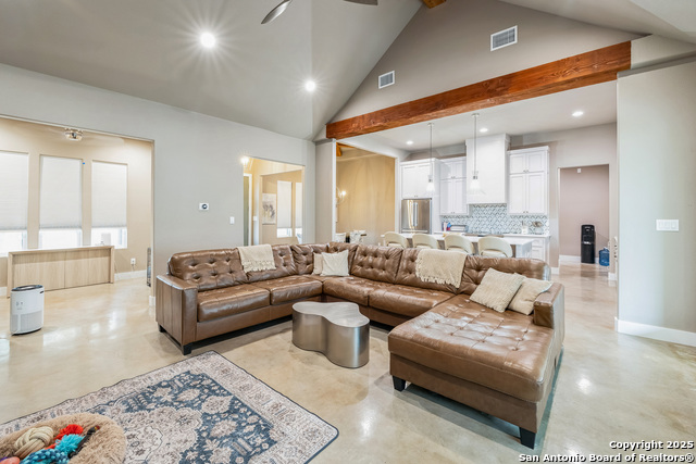 1062 Lariat Property Photo 9