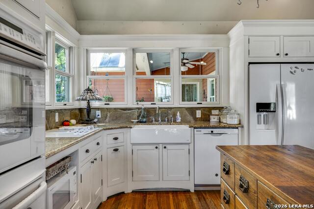 101 Landa Property Photo 16
