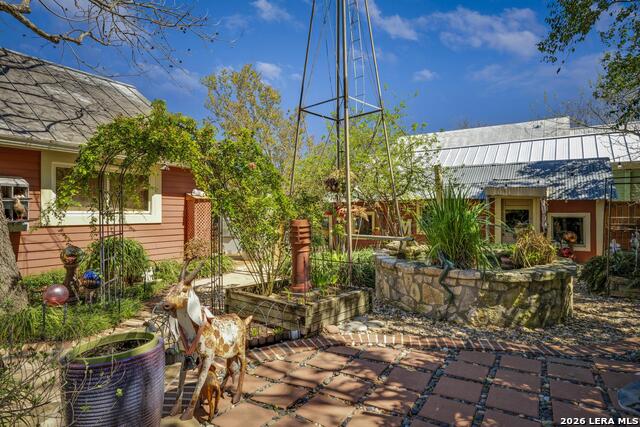 101 Landa Property Photo 31