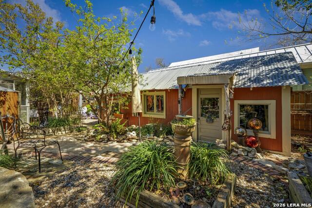 101 Landa Property Photo 35