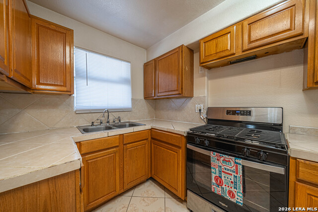 5630 Seacomber Property Photo 12