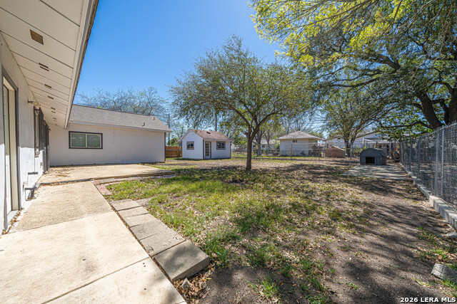 5630 Seacomber Property Photo 28
