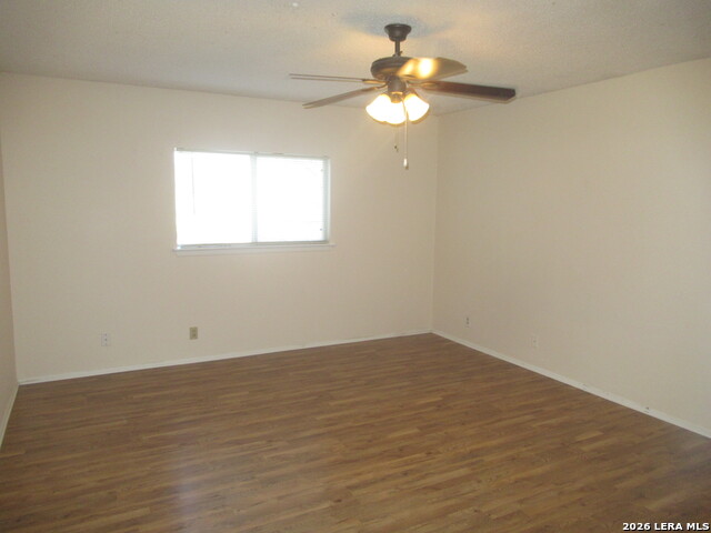 6623 Meadow Dawn Property Photo 11