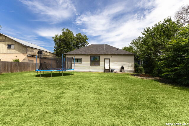 114 Avenue B Property Photo 25