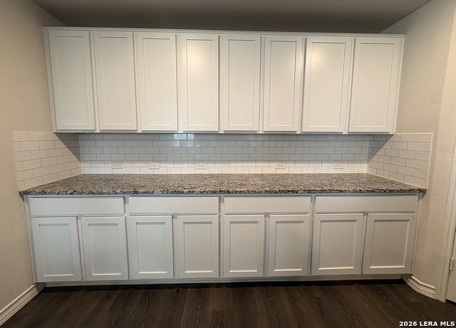 621 Great Property Photo 8