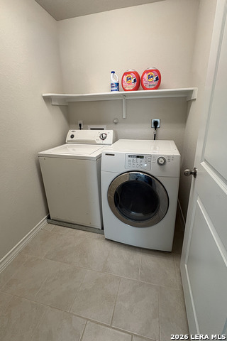 621 Great Property Photo 14