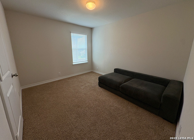 621 Great Property Photo 15