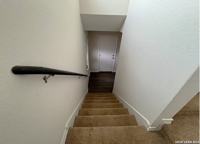 621 Great Property Photo 17