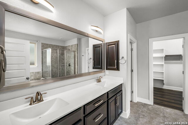 240 Bamberger Property Photo 8