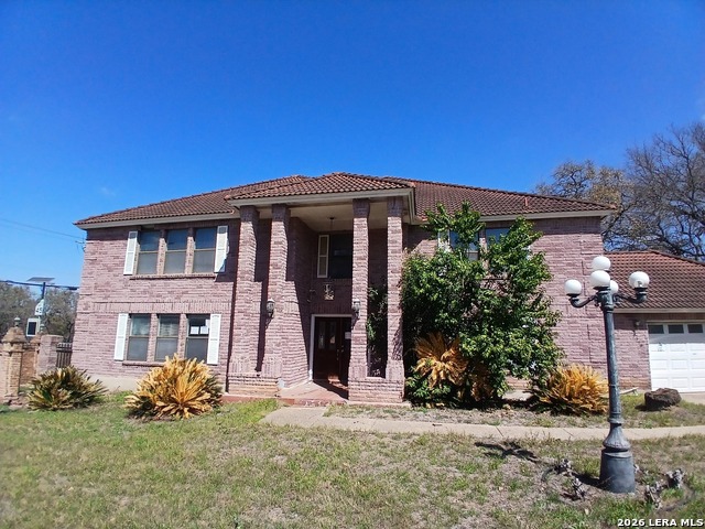 3919 Creek Spg Property Photo 1