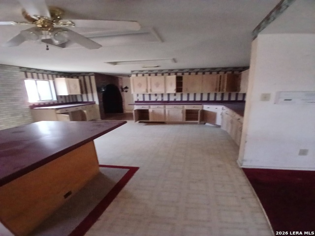 3919 Creek Spg Property Photo 11