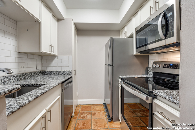 66 Brees Blvd Property Photo 4