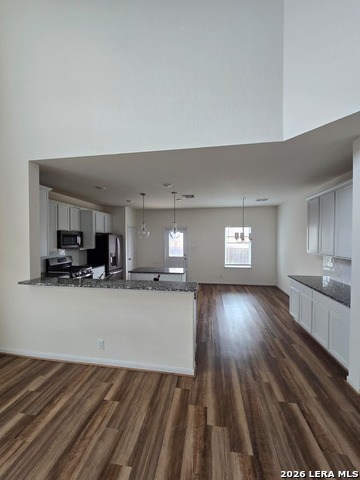 7402 Anchors Peak Property Photo 4