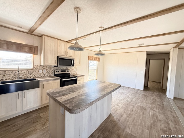 189 Viridian Property Photo 4