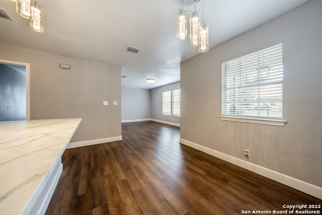 810 E Euclid Ave Property Photo 12