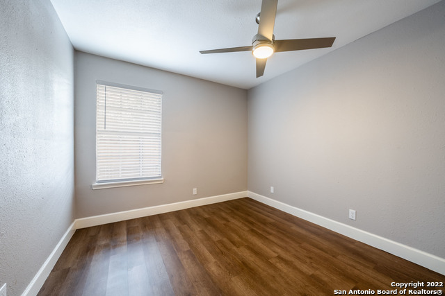 810 E Euclid Ave Property Photo 13